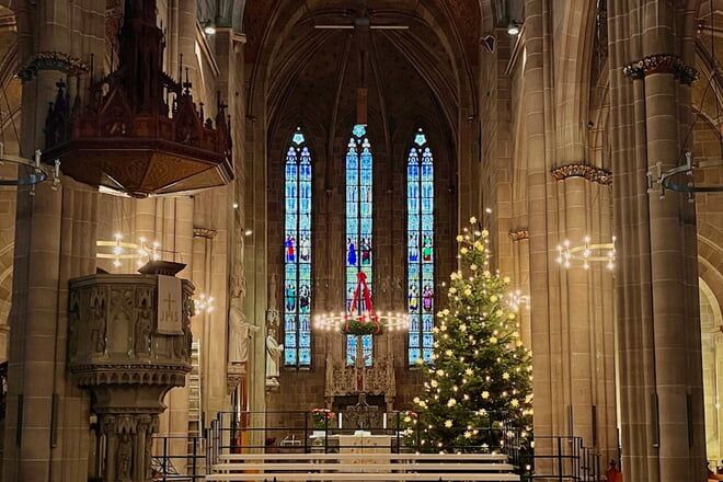 Wir w&uuml;nschen Ihnen und Ihren Familien ruhige, erholsame und gesegnete Weihnachtstage!
