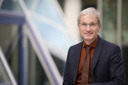 Stefan Hermann