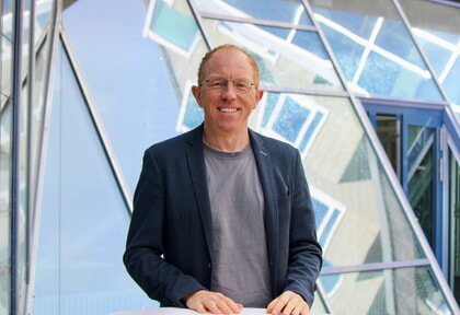 Dr. Simon Schäfer ptz
